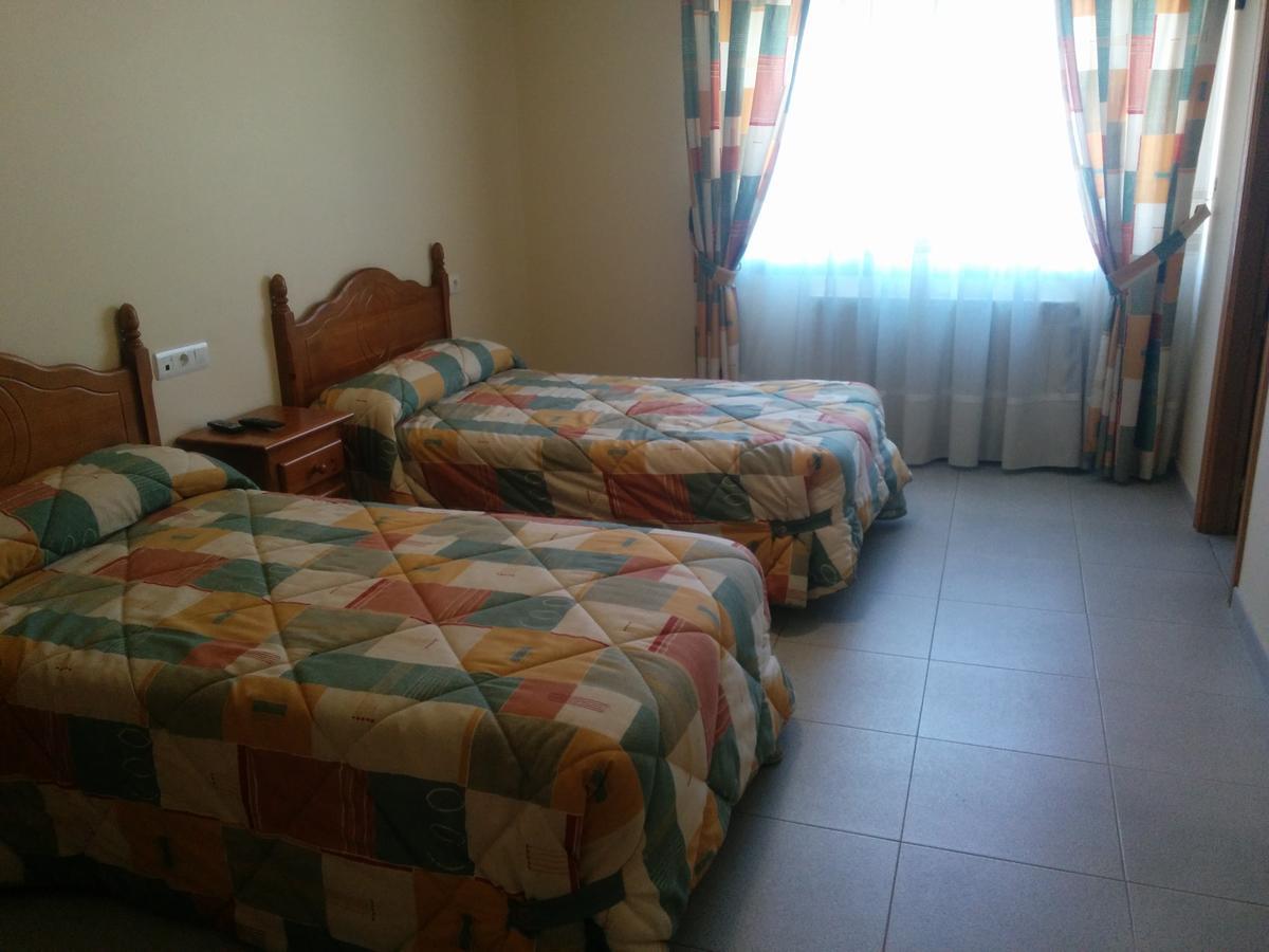 Hostal Carmen Hotel El Puente  Buitenkant foto